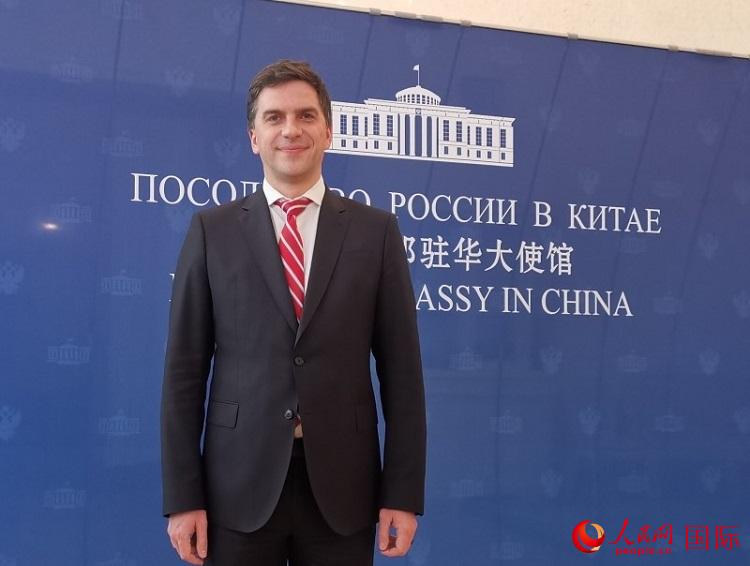 西伯利亞煤炭能源股份公司總經理巴索夫在北京接受媒體采訪。人民網記者 楊倩攝