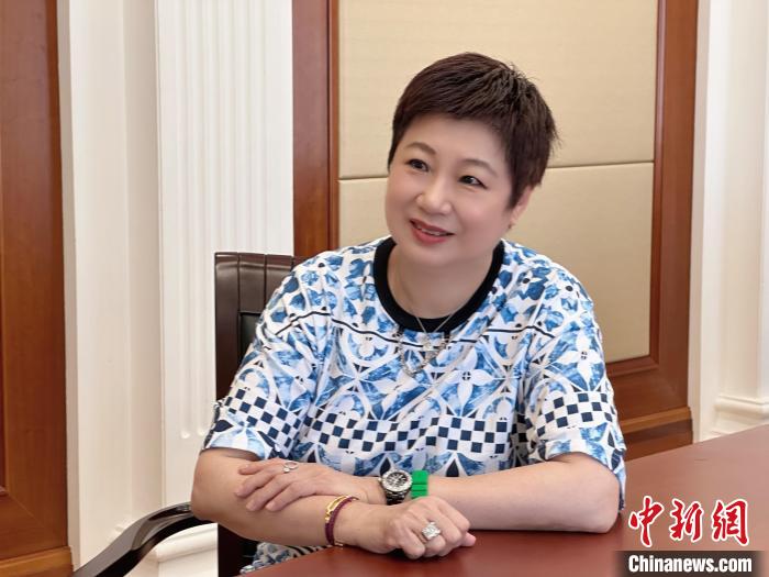 專訪榮毅仁侄女榮智豐：不想為“榮”字丟臉，要做最好