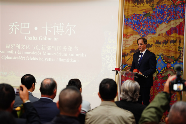 匈牙利文化與創新部副國務秘書喬巴·卡博爾。布達佩斯中國文化中心供圖