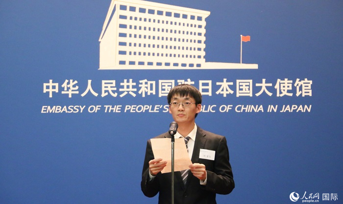 獲獎學生代表、大阪大學博士生劉亞飛發表感言。人民網 許可攝