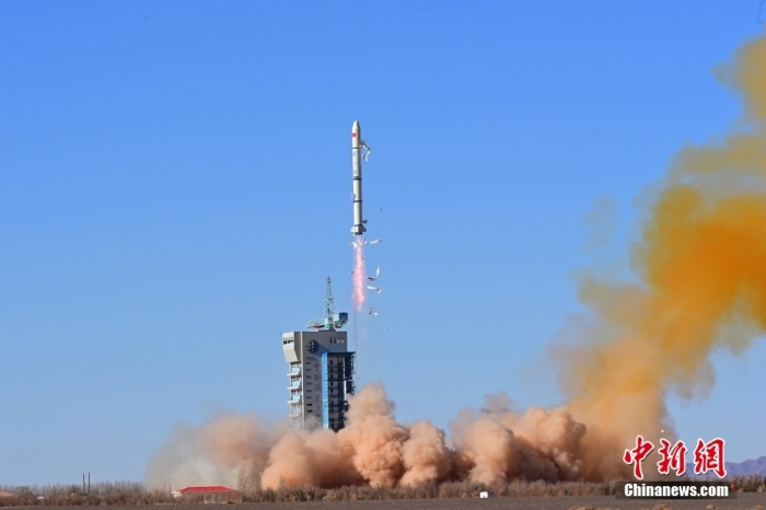 北京時間2023年11月16日11時55分，我國在酒泉衛星發射中心使用長征二號丙運載火箭，成功將新一代海洋水色觀測衛星發射升空，衛星順利進入預定軌道，發射任務獲得圓滿成功。此次任務是長征系列運載火箭第497次飛行。汪江波 攝