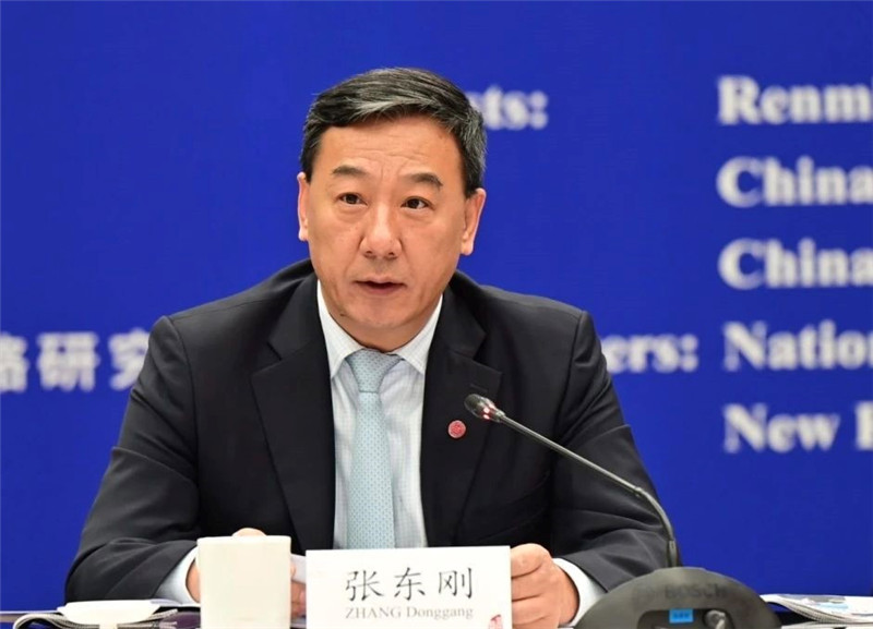 中國人民大學(xué)黨委書記、國家發(fā)展與戰(zhàn)略研究院理事長張東剛作論壇開幕致辭。主辦方供圖