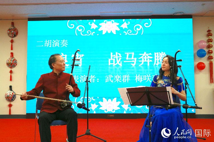 二胡合奏。人民網 許可攝
