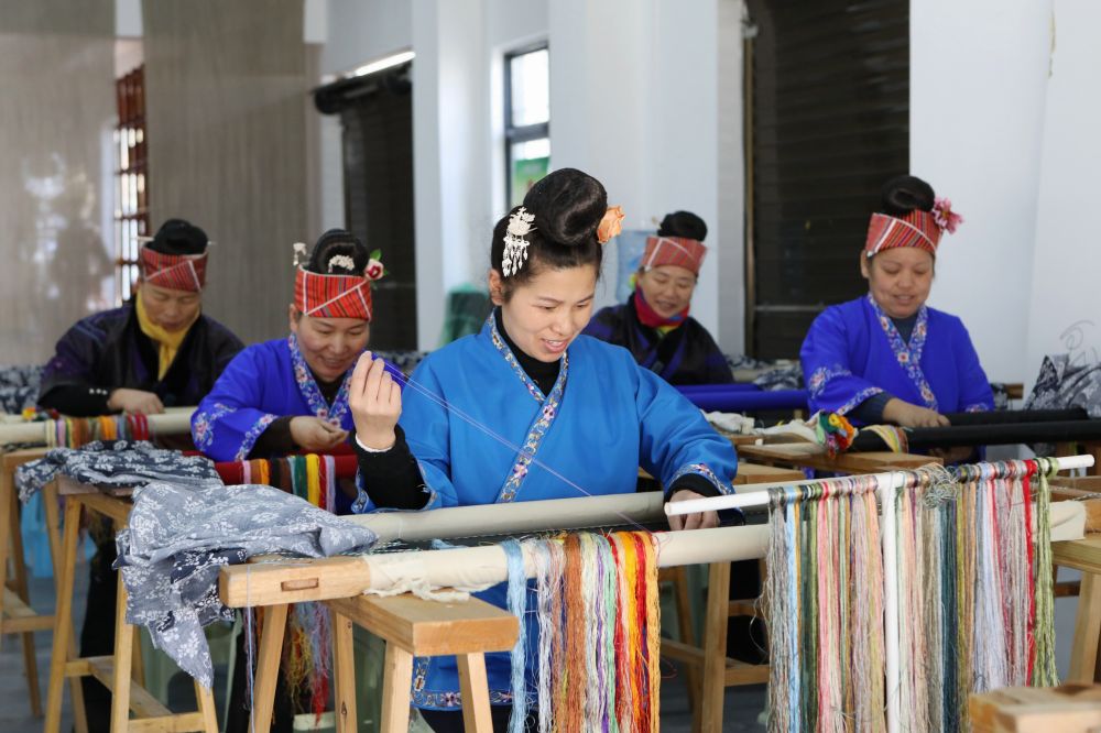 牢牢守住不發生規模性返貧致貧底線——西部脫貧地區“5年過渡期”一線觀察