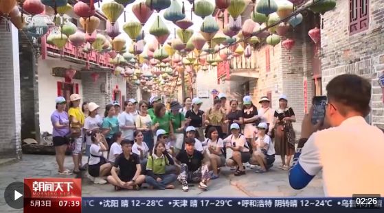從特色小城到世界級商圈 這個“五一”很有“國際范”！