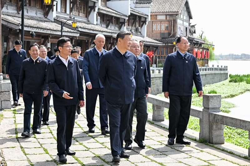 2024年3月19日，習近平總書記在湖南常德河街考察。