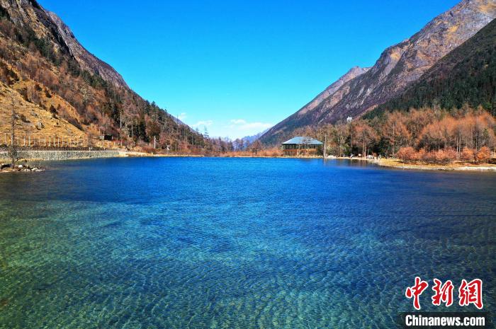 畢棚溝景區風光。　安源 攝