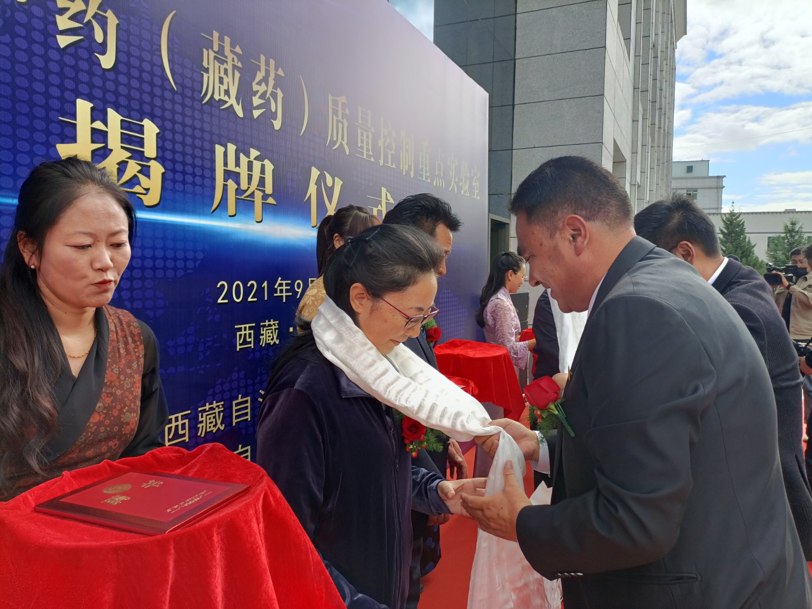 自治區市場監管局和自治區藥監局領導分別向(1023760)-20210904105005.jpg